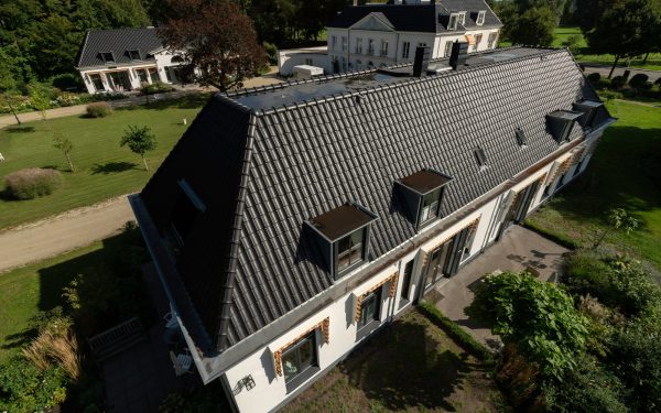 VHV Klassiek zwart satinet